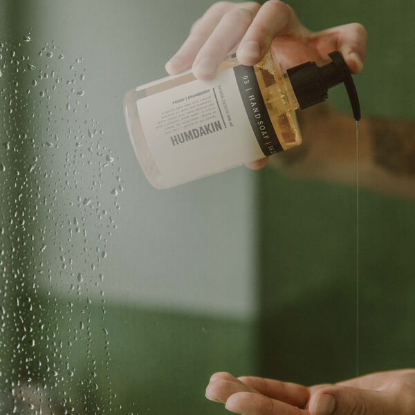 03 Håndsæbe, pæoner & tranebær, Humdakin