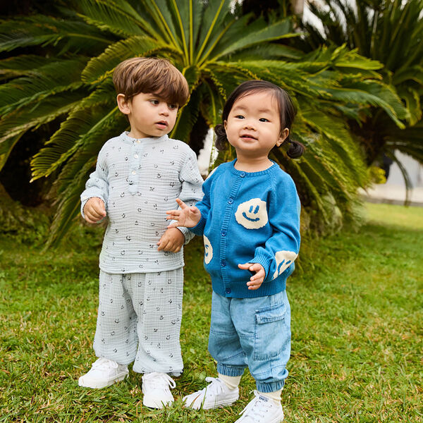 Enoz skjorte, moods, Molo