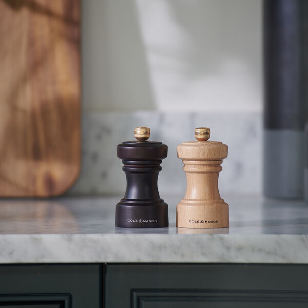 Hoxton Pepper, chocolate, Cole & Mason