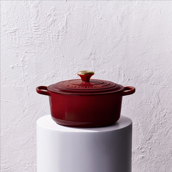 Signature rund st&oslash;bejernsgryde &Oslash; 28 cm, garnet, Le Creuset