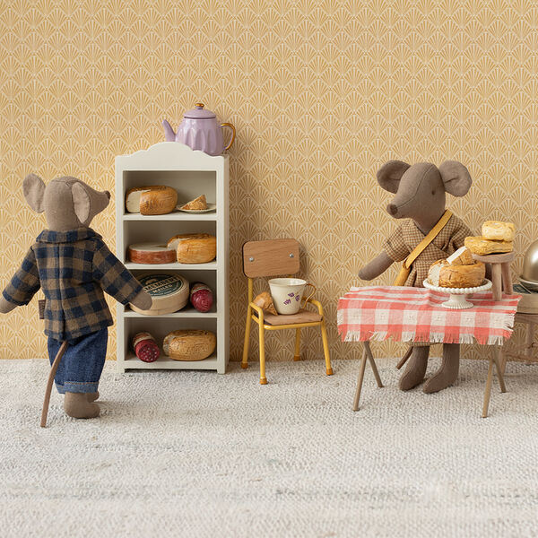 Ternet brun skjorte og bukser til farmus, Maileg