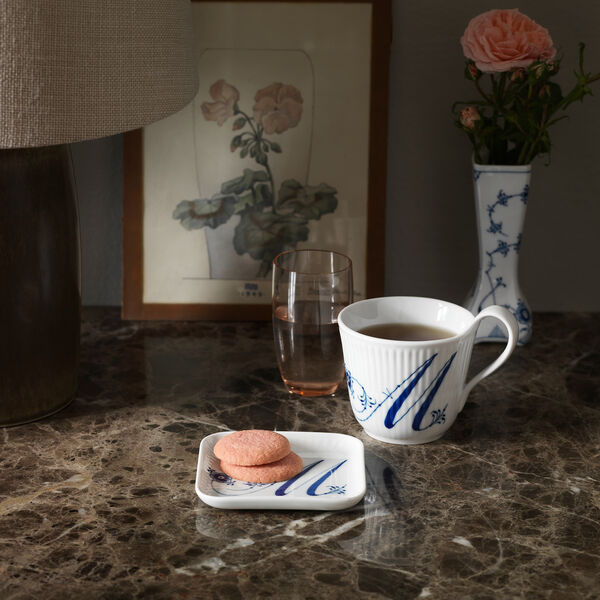 Alfabet krus M, Royal Copenhagen