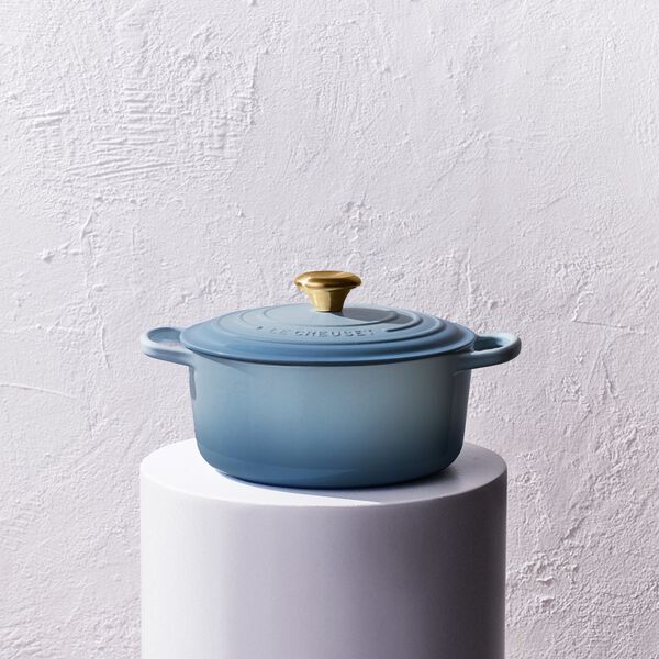 Signature rund st&oslash;bejernsgryde &Oslash; 24 cm, chambray, Le Creuset