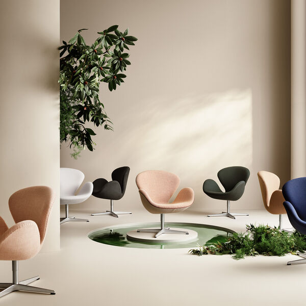 Svanen™ 3320 loungestol, sand/peach 0238 Svanen™ 3320 loungestol, sand/peach 0238, Fritz Hansen