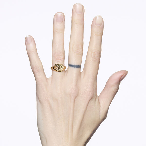 Swan Mini Signet Ring, gold, Maria Black