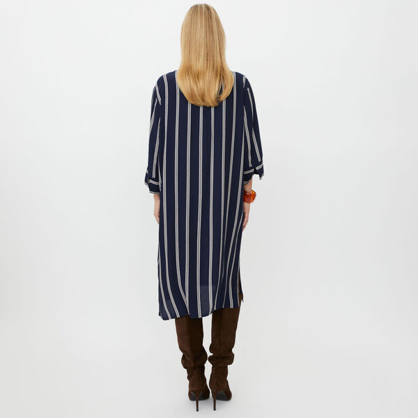MaNimes, navy blazer, Masai