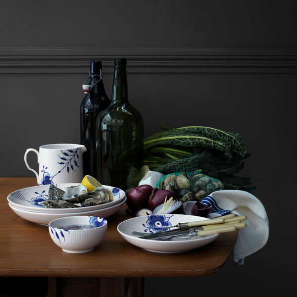 Bl&aring; Mega Riflet moderne tallerken &Oslash; 25 cm, Royal Copenhagen