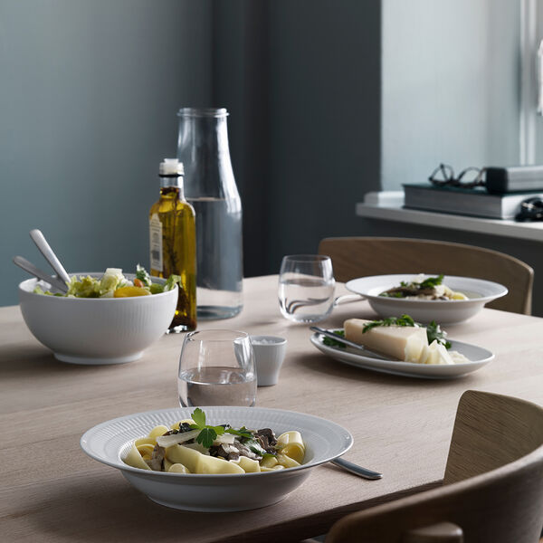 Hvid Riflet asiet 23,5 cm Hvid Riflet asiet 23,5 cm, Royal Copenhagen