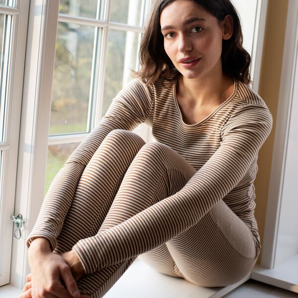 Slim Tee Stripe, almond/offwhite, Serendipity