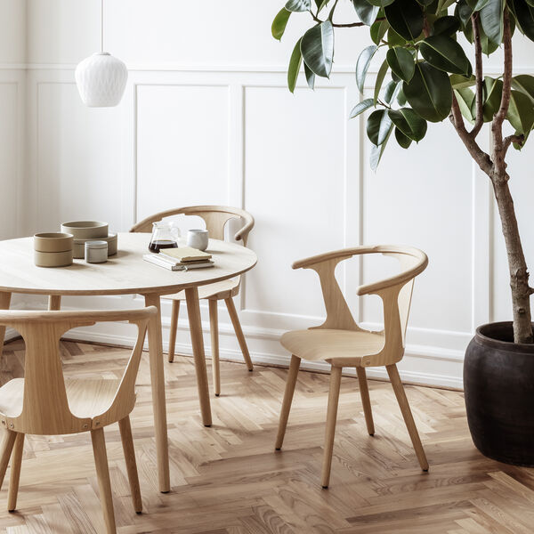 In Between SK1 stol, eg, &Tradition