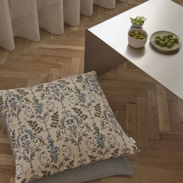 Elora pude, blue, Compliments