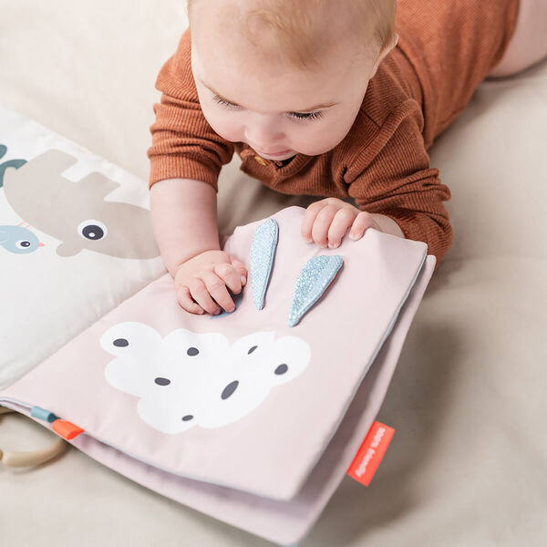 Deer Friends tummy time stofbog, colour mix Deer Friends tummy time stofbog, colour mix, Done by Deer