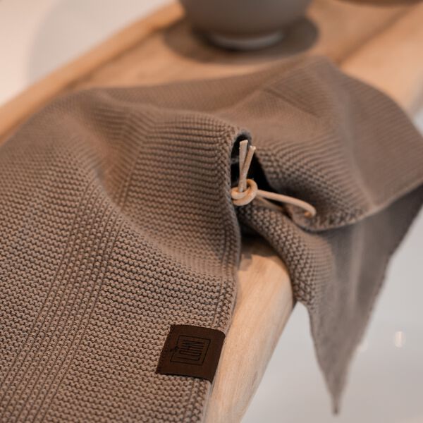 Strikket Håndklæde, ginger snap, By LOHN