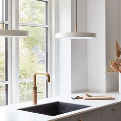 Asteria Plus Pendant, pearl white/brass, UMAGE