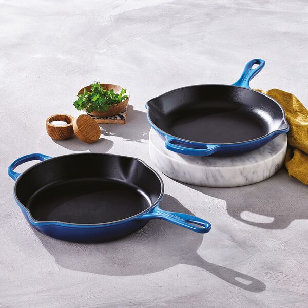 Signature st&oslash;bejern dyb stegepande &Oslash; 26 cm, azure blue, Le Creuset