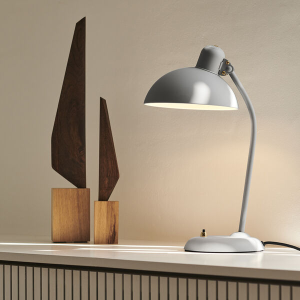 KAISER idell&trade; 6556-T bordlampe, essay grey/brass, Fritz Hansen