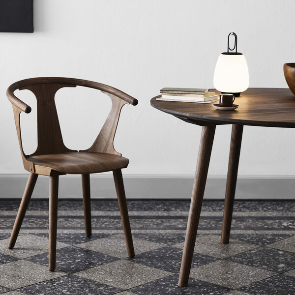 In Between SK4 spisebord, r&oslash;get eg, &Tradition