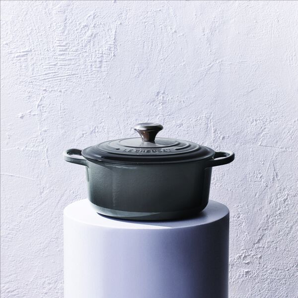 Signature rund st&oslash;bejernsgryde &Oslash; 28 cm, flint, Le Creuset