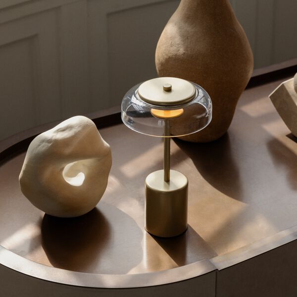 Blossi Mini Portable Table Lamp, nordic gold Blossi Mini Portable Table Lamp, nordic gold, Nuura