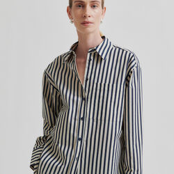 Aila Shirt, trench coat Aila Shirt, trench coat, Second Female