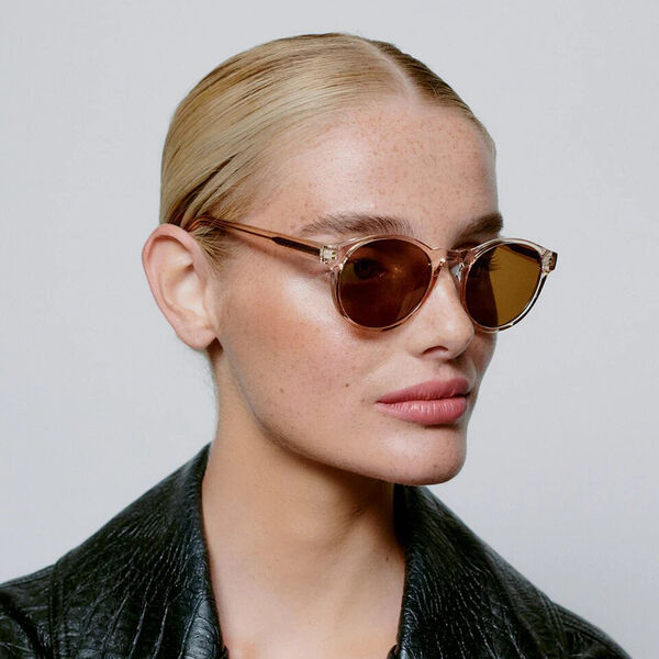 Marvin Solbriller, champagne, A. KJÆRBEDE