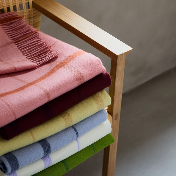 Warp and Weft plaid, 02103 love - coral/amber, Silkeborg Uldspinderi