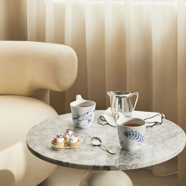 Royal Creatures højhankskop 33 cl, knæler, Royal Copenhagen