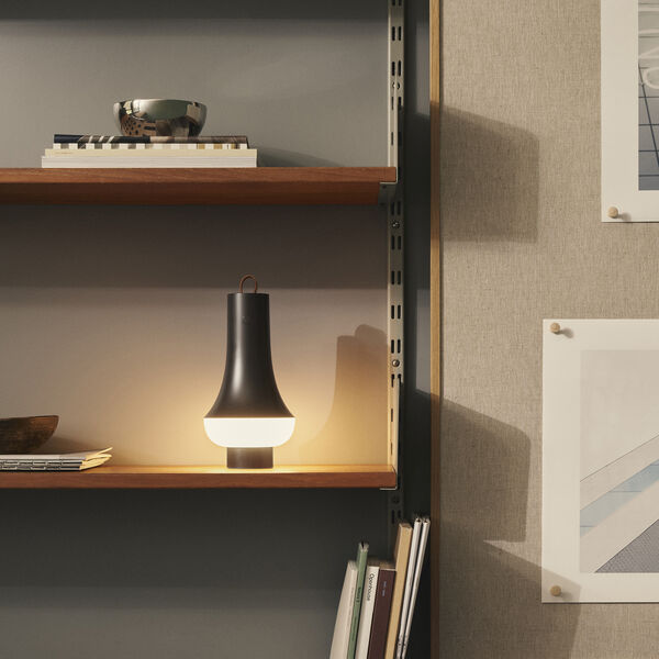 Tomoshi Portable bordlampe, dark brown, Louis Poulsen