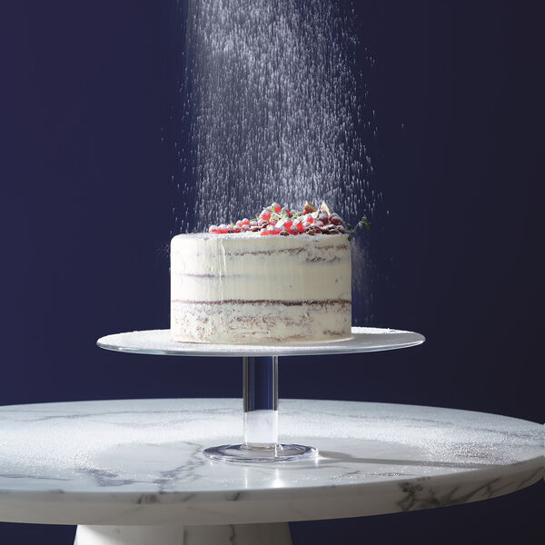 Konstantin kagefad, LSA International