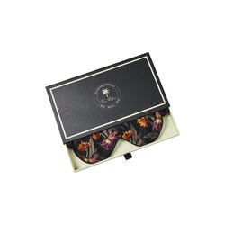 Sovemaske, black hibiscus, Fan Palm