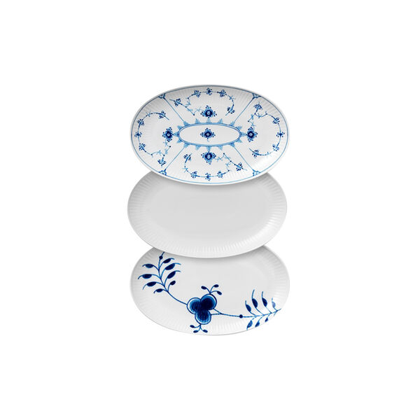 Gifts With History asiet 23,5 cm, 3 stk. Gifts With History asiet 23,5 cm, 3 stk., Royal Copenhagen
