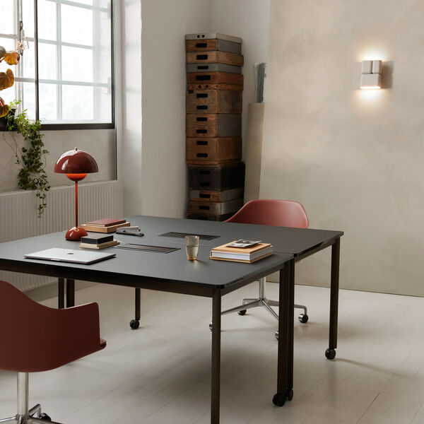 Tabata LN10 v&aelig;glampe, silk grey, &Tradition