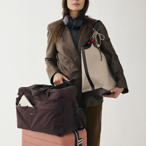 Day Choc Charm, chocolate plum, DAY ET