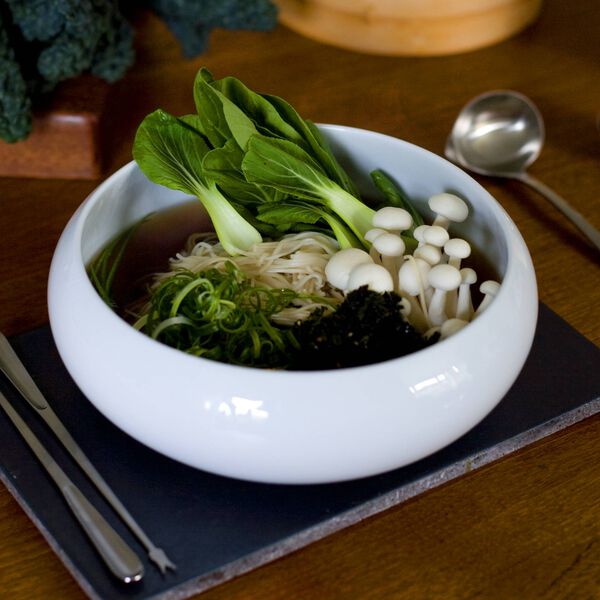 Nest sk&aring;l, Kay Bojesen