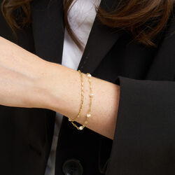 Lina armb&aring;nd, guldbelagt/white pearls, Pure by Nat