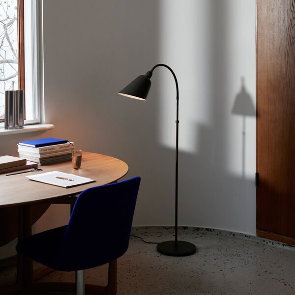 Bellevue AJ7 Anniversary Edition gulvlampe, stone grey/bronzed brass, &Tradition