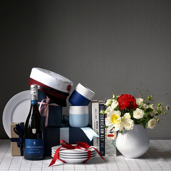 Riflet Contrast krus 35 cl, dueblå Riflet Contrast krus 35 cl, dueblå, Royal Copenhagen