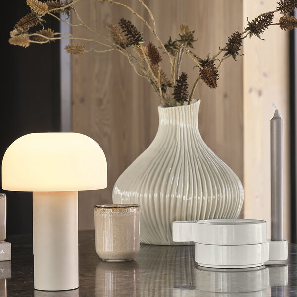 Eik vase M, creme, Villa Collection