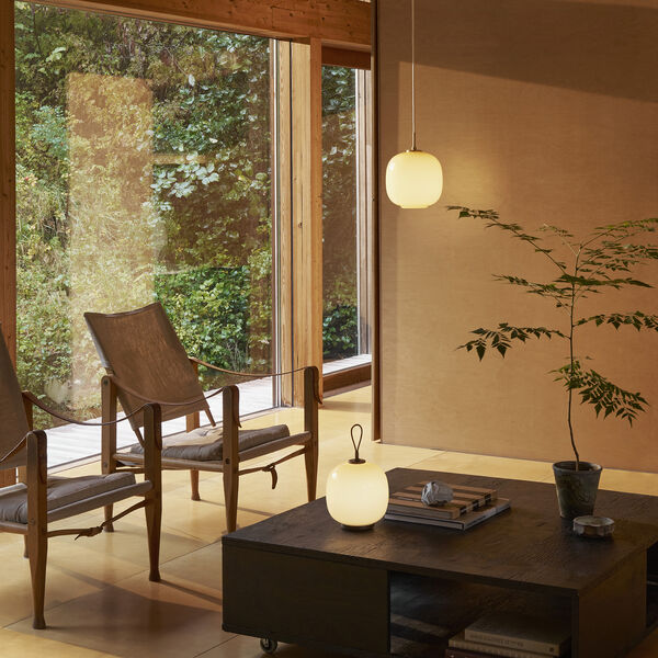 VL45 Radiohus pendel, pale yellow, Louis Poulsen