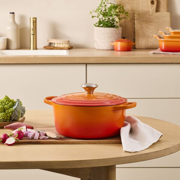Signature rund st&oslash;bejernsgryde &Oslash; 26 cm, volcanic, Le Creuset