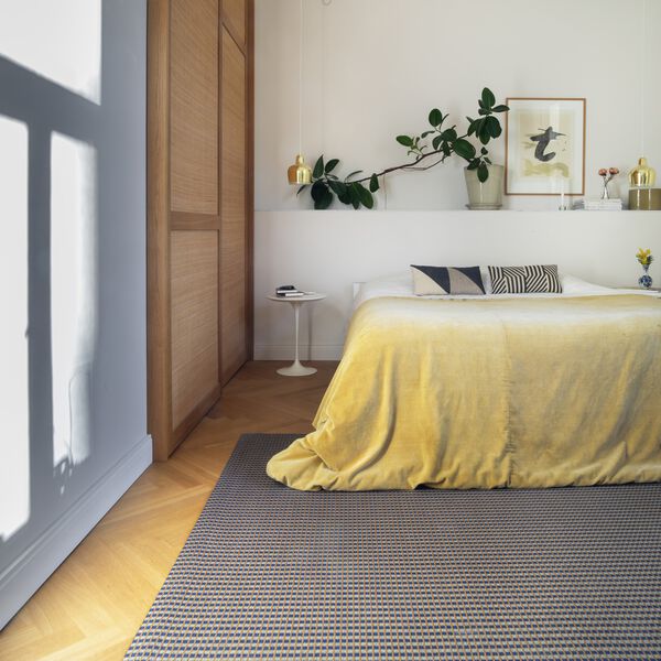Bulevardi Rug, nutria/dark blue/brown, Woodnotes