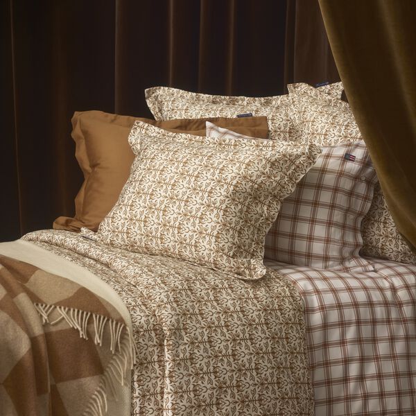 Checked Pin Point Bed Set | White/Fudge | Senget&oslash;j, Lexington