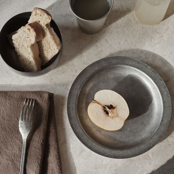 Tumbled Tallerken &Oslash; 20 cm, stainless steel, Ferm Living
