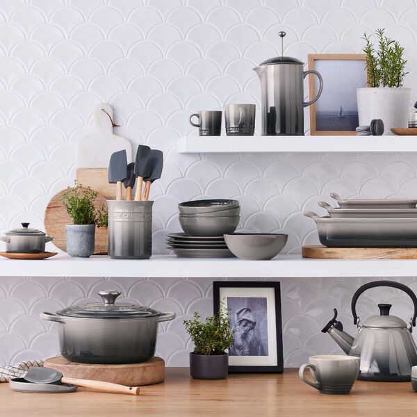 Signature rund st&oslash;bejernsgryde &Oslash; 20 cm, flint, Le Creuset