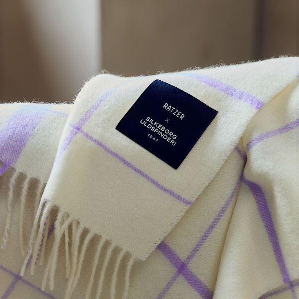 Warp and Weft plaid, 02106 vibrant - raw white/lilac, Silkeborg Uldspinderi
