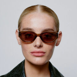 Winnie Solbriller, smoke transparent, A. KJÆRBEDE