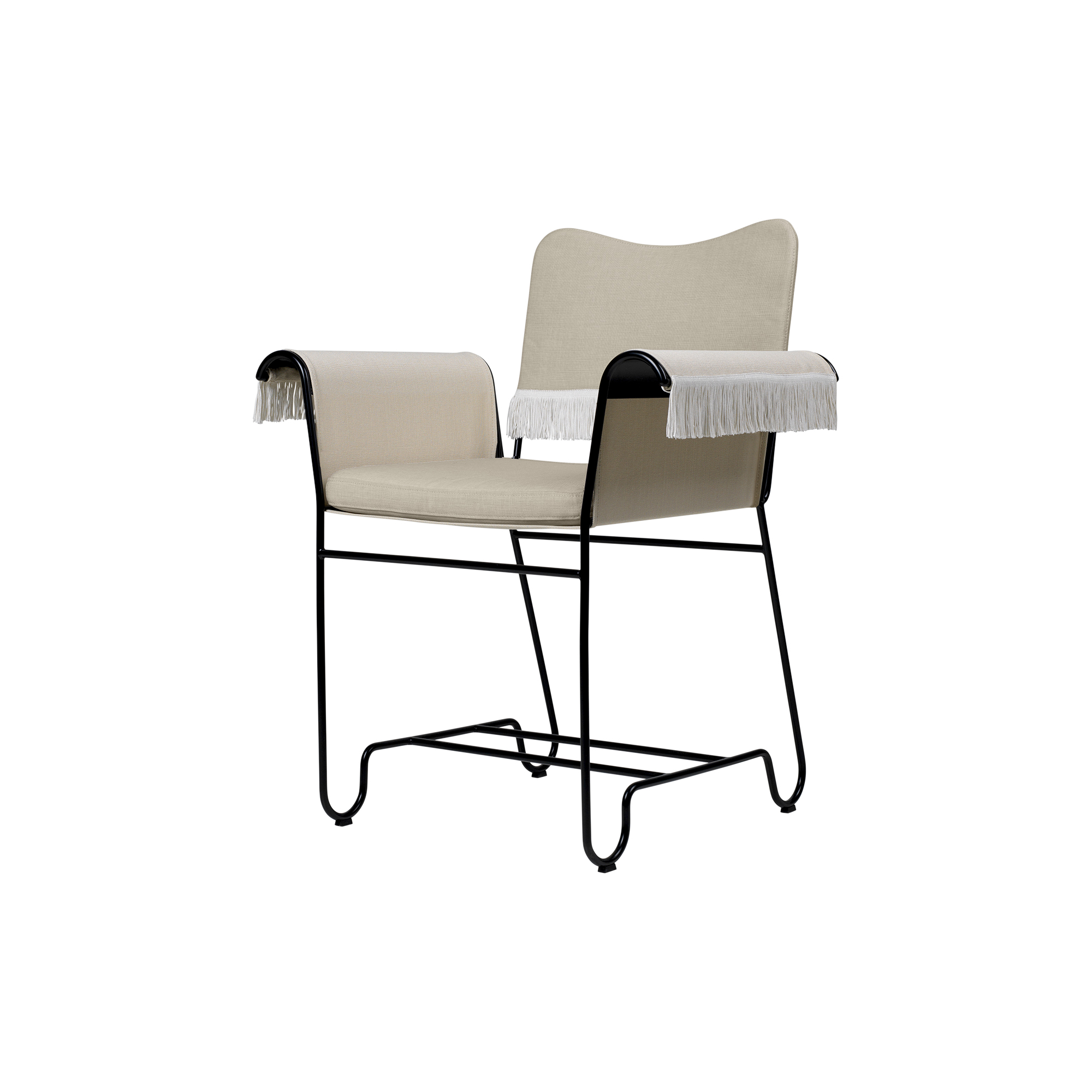 GUBI - Tropique Dining Chair with Fringes, Leslie Limonta 12/classic black - H: 86 x B: 71 x D: 58 cm.