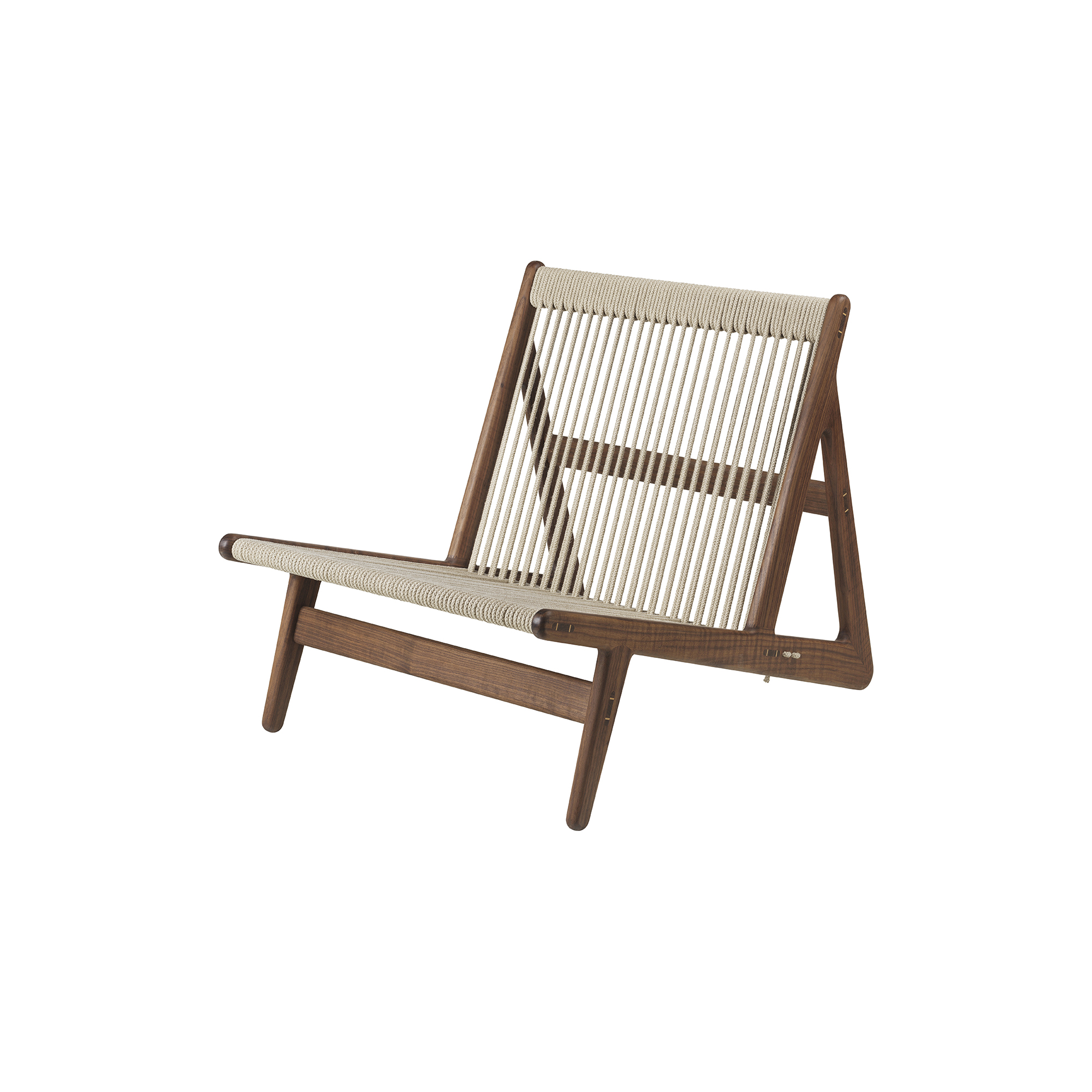 GUBI - MR01 Initial Chair, oiled walnut - H: 69 x B: 65 x D: 88 cm.