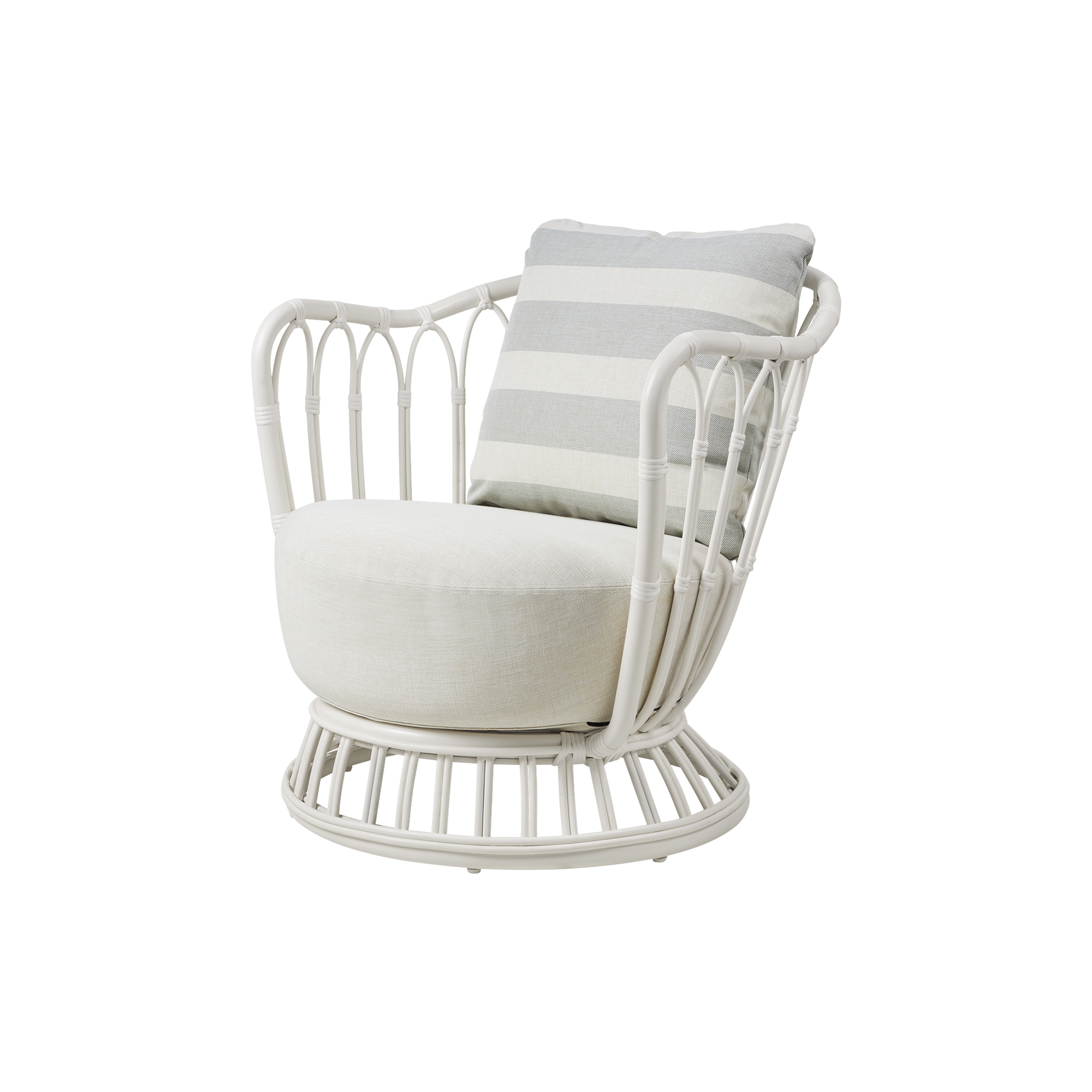 GUBI - Grace Outdoor Lounge Chair, alabaster white
