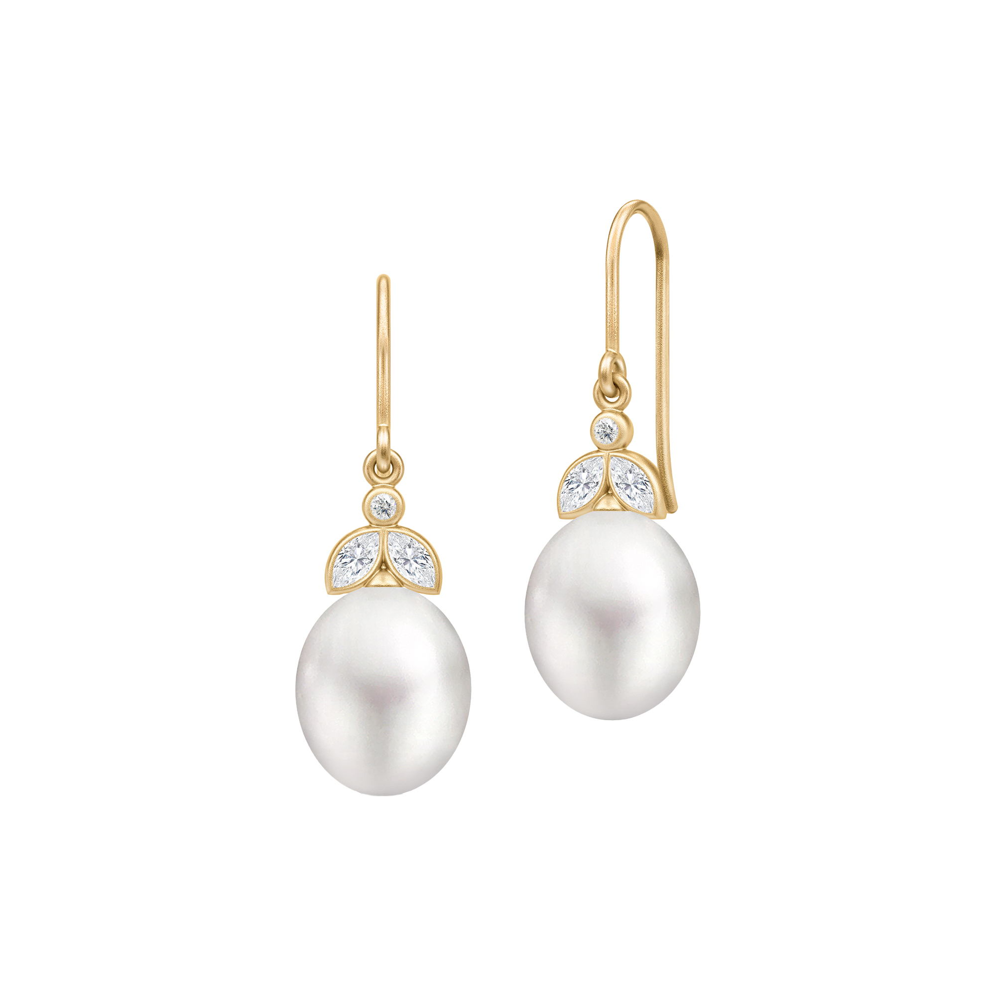 Julie Sandlau - Tasha Earrings, gold/freshwater pearls, Treasure